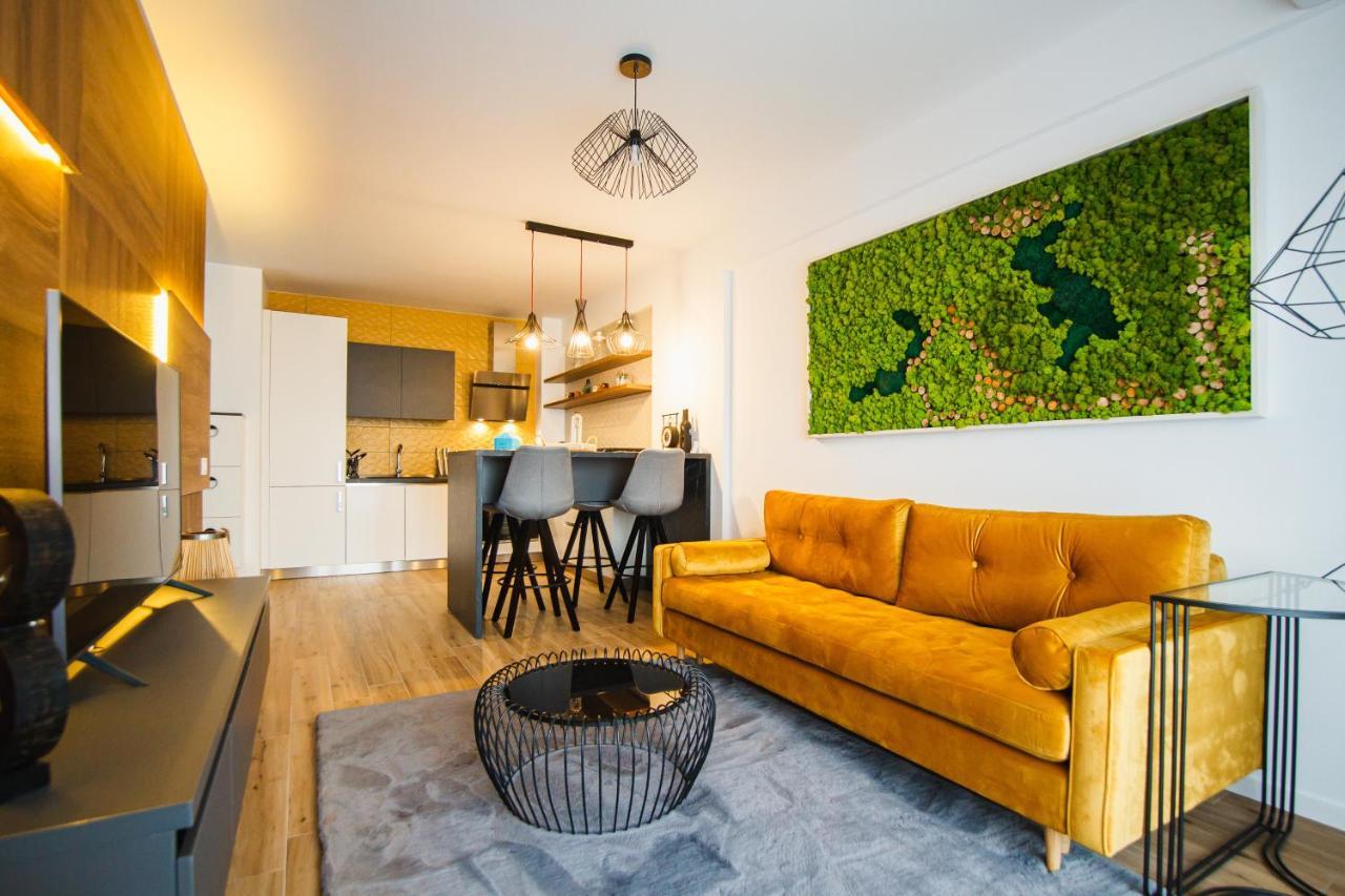 Apartment Magnificent At Prima Oradea